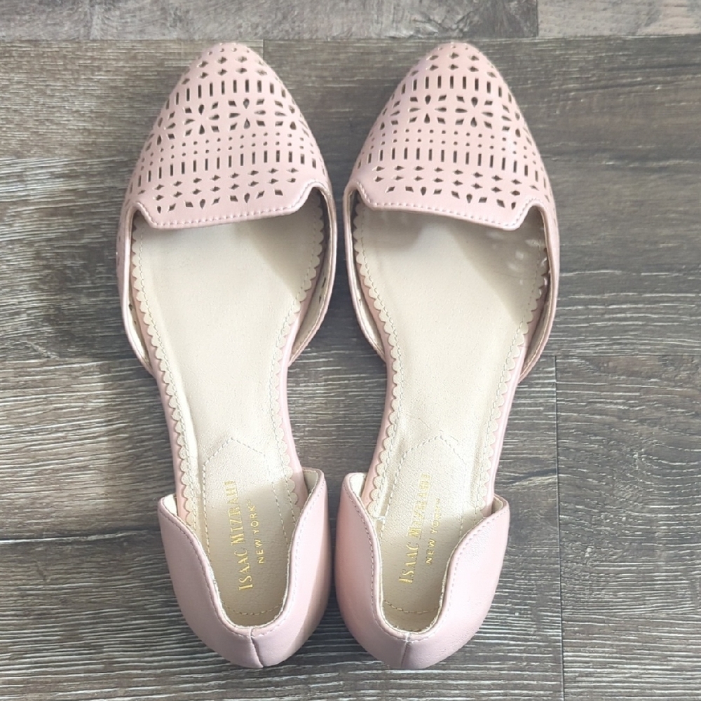 Issac Mizrahi Pink Laser-Cut Women's Flats